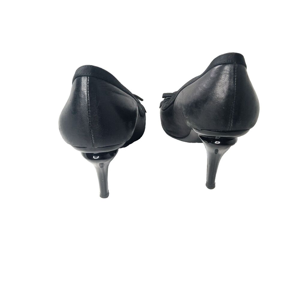 Chanel Black Leather~Satin Cap Toe CC Bows Pumps Sz 35.5 Shoes Sculptural Heels - Picture 8 of 11
